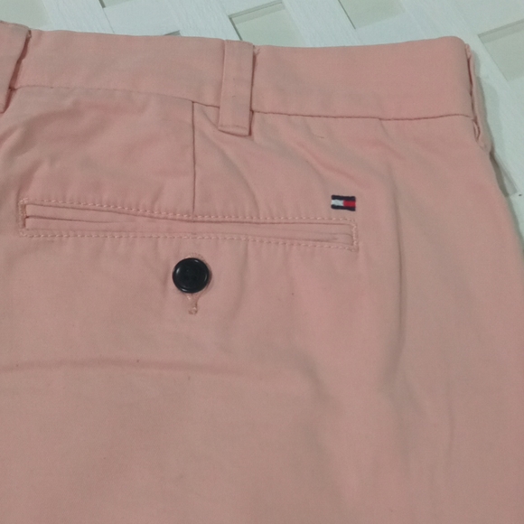 Tommy Hilfiger Pink Chino Shorts Classic Fit W40 - Picture 6 of 7
